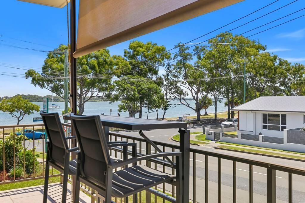 Water's View Apartment Bongaree